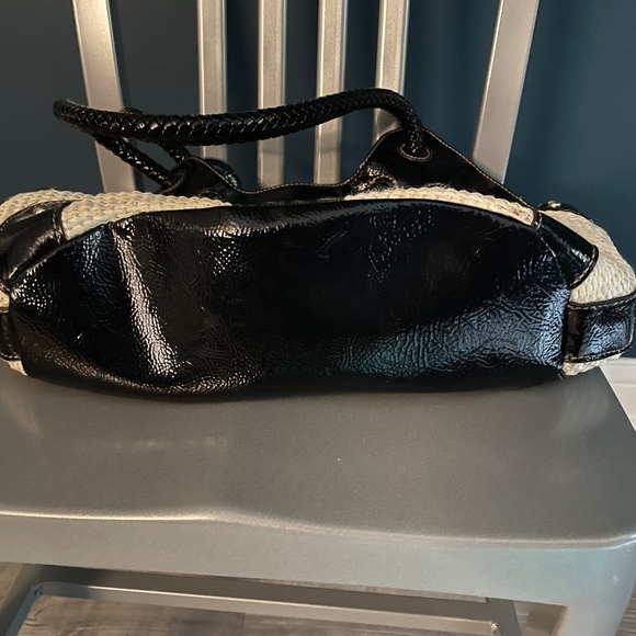 EUC AK Anne Klein Tote Bag - Black and Cream - Classic Basket Weave Texture - Picture 2 of 7